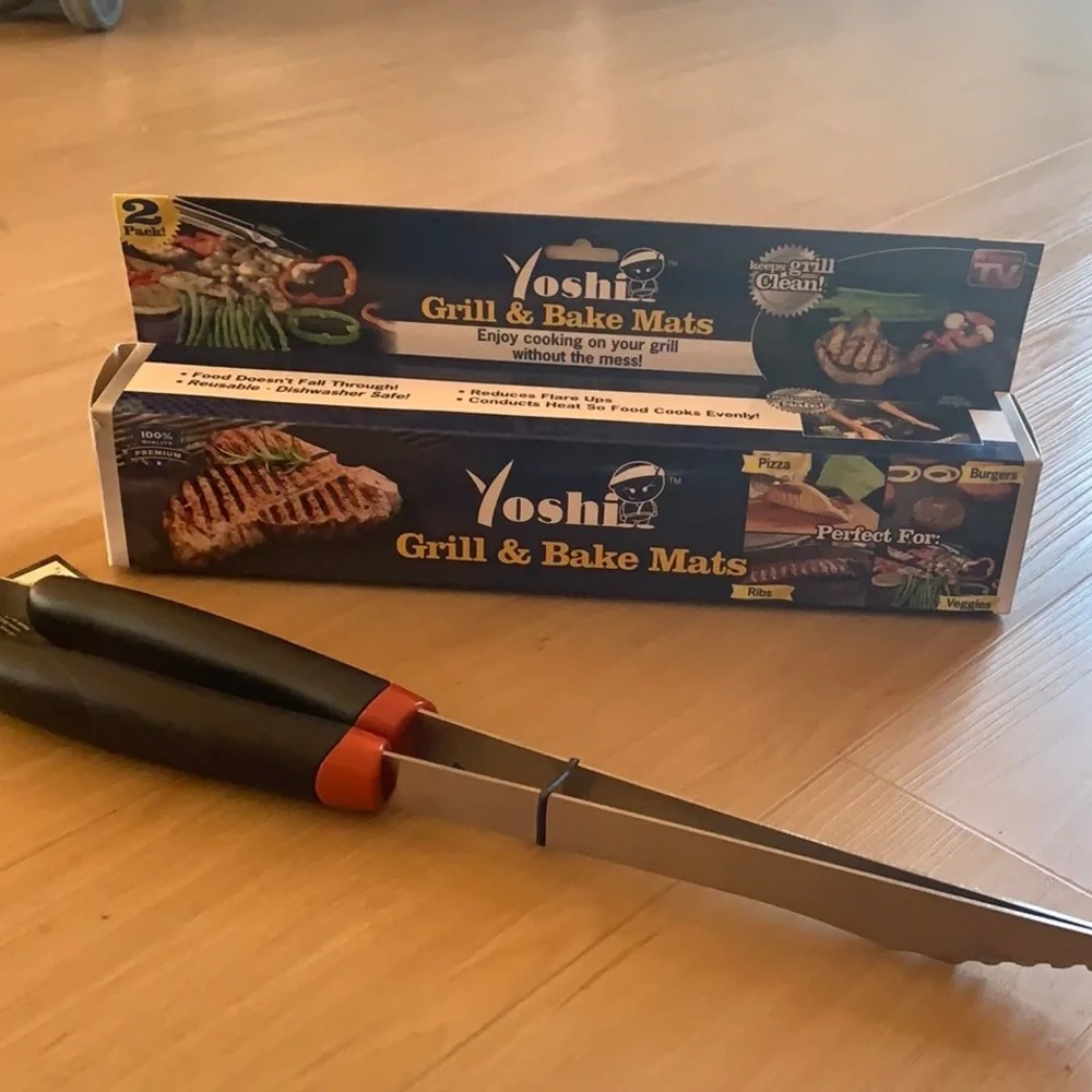 NWT YOSHI GRILL & BAKE MATT W STAINLESS STEEL BBQ TONG